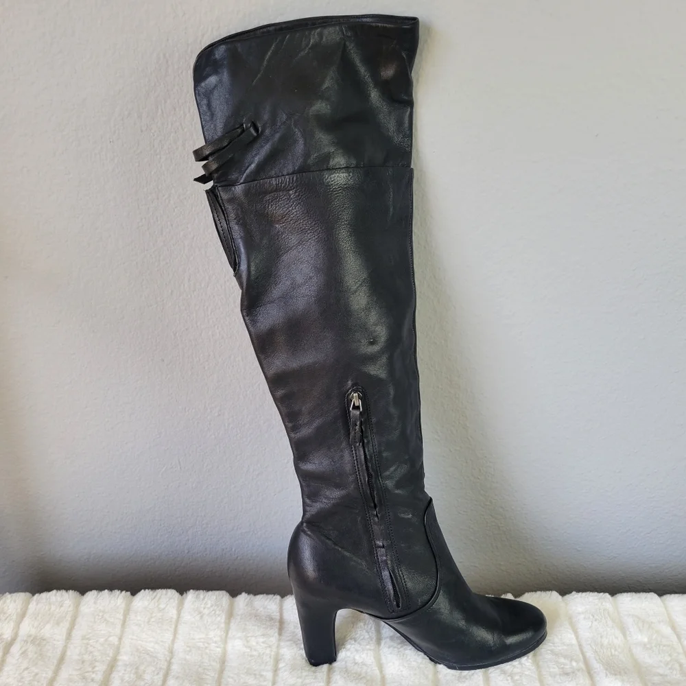 SAM EDELMAN // se boutique super soft black lamb leather over the knee boots